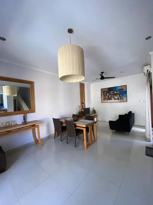 Moovilla 2 Seminyak, Bali